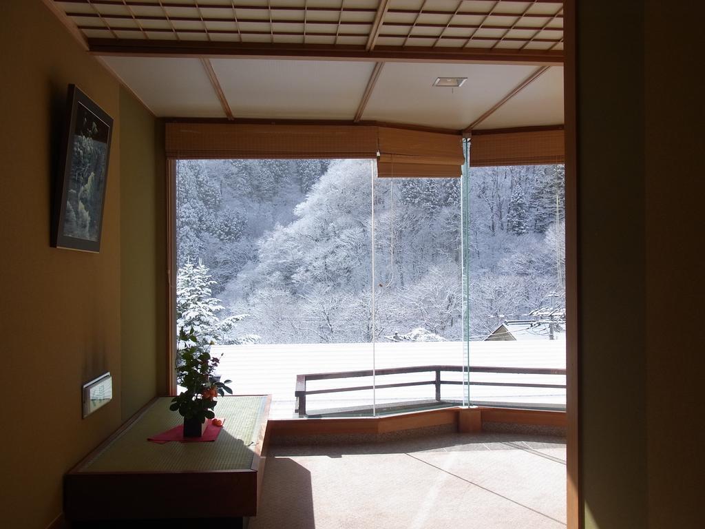 Ryokan Tanigawa Minakami Buitenkant foto